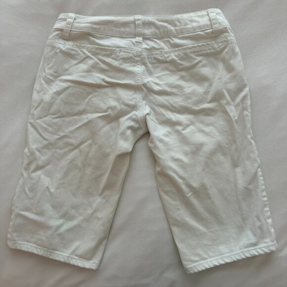 Guess Jeans capris/long shorts - Picture 2 of 2